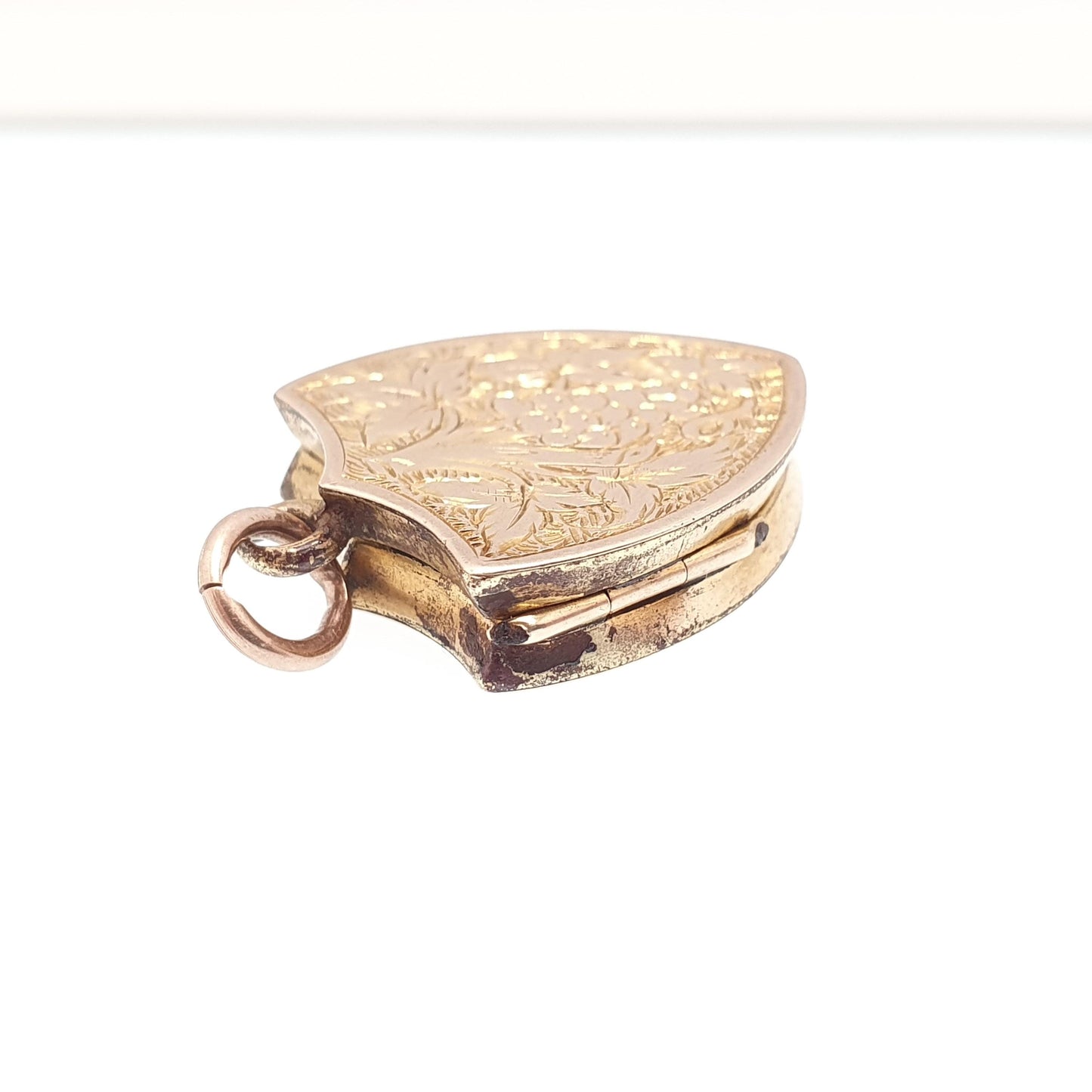 Antique Victorian 9ct Gold Shield Locket 9kt 9k Back and Front Grape Engraved Pendant Picture Photo Vintage