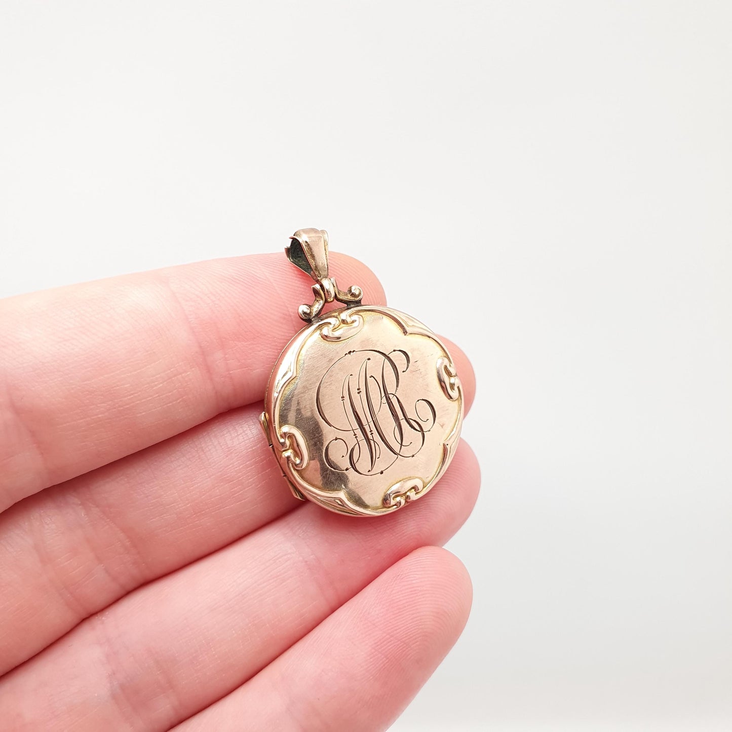 Antique 9ct Rose Gold Locket Engraved "MR" Initials Pendant Fine Estate Gift Back Front Necklace Jewelry Womens Jewellery