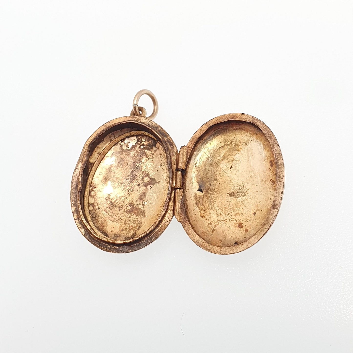 Antique 9ct Gold Butterfly Locket Oval Yellow Solid 9k 375 Back & Front Engraved Cute Pendant Necklace Jewelry Womens Jewellery
