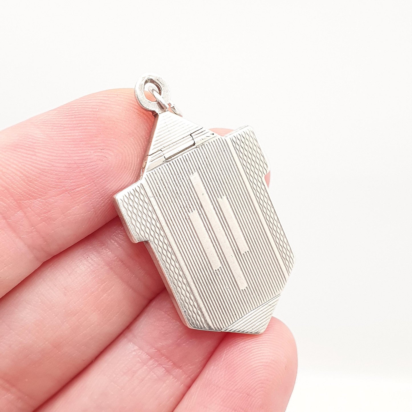 Antique Solid Silver Locket Art Deco Geometric Pattern Arrow Necklace Pendant Fine 1920s Picture Photo Jewelry Vintage Jewellery