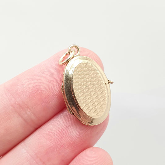 Vintage Solid 9ct 9k Gold Locket Oval All 375 9 Carat Gold Chequered Necklace Photo Picture Pendant Jewelry Jewellery