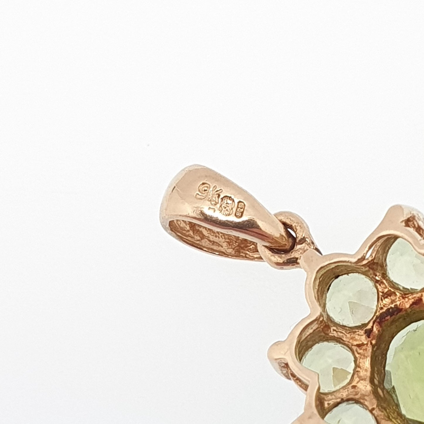 Vintage 9k 9ct Gold Peridot Olivine Necklace Pendant Cluster Halo Lime Green Gemstone Solid 375 Jewelry Jewellery