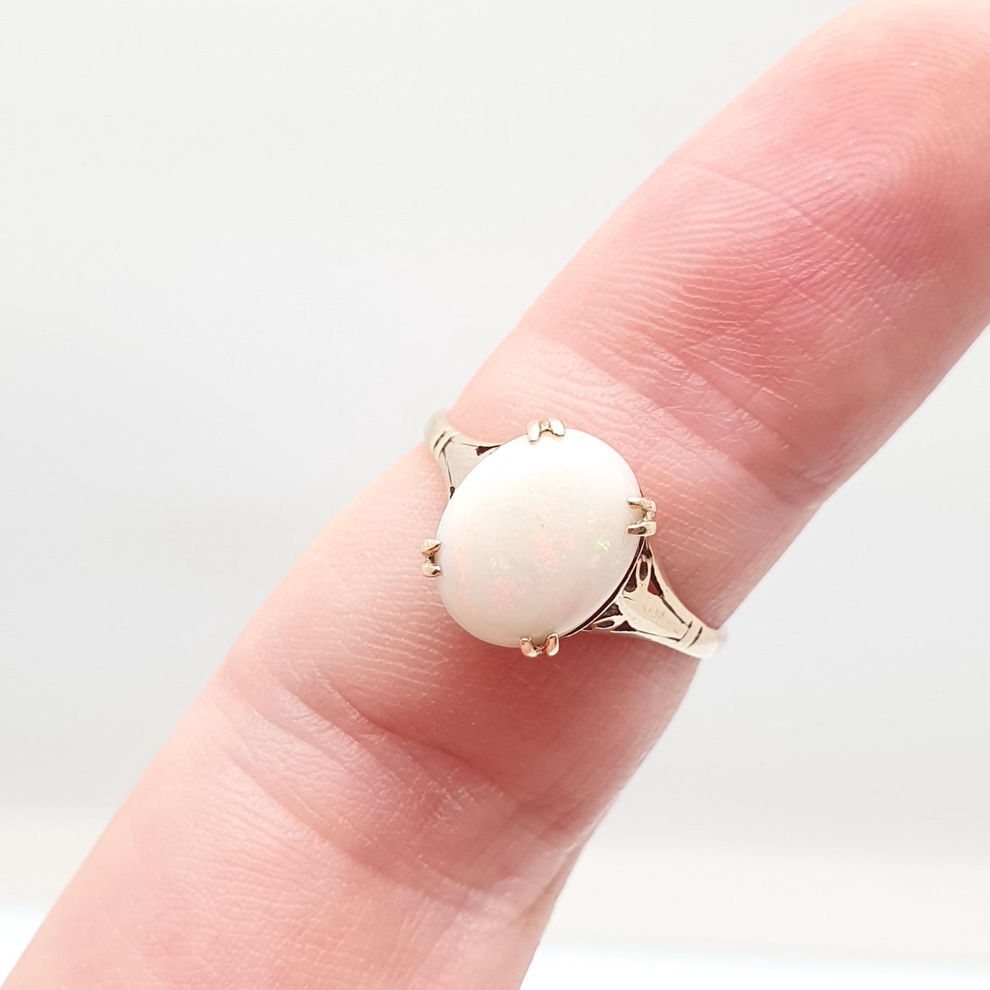 Vintage 9ct 9kt Gold Opal Ring White Solitaire Gemstone Solid 9k Yellow 1970 Hallmarked Big Womens Jewelry Jewellery