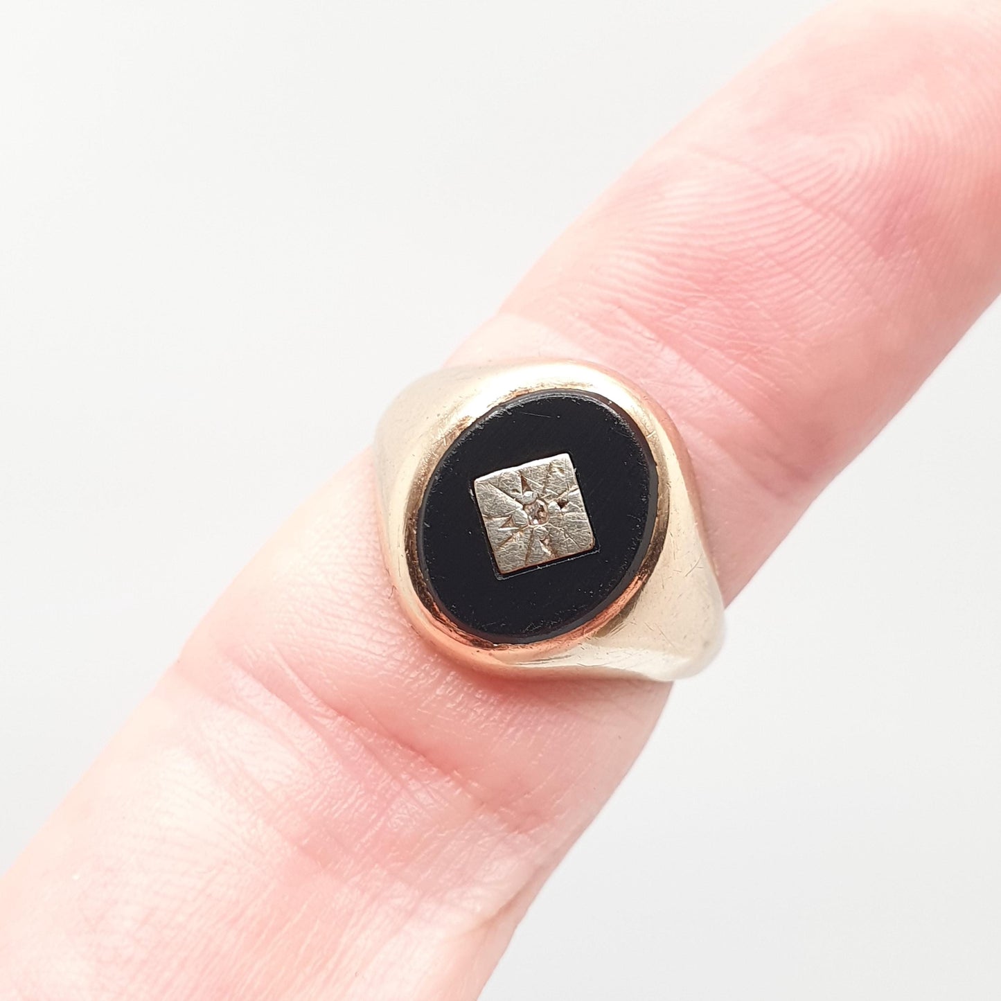 Vintage 9k 9ct Gold Onyx & Diamond Signet Ring 1994 Hallmarked Oval Solid 375 Black Gemstone Mens Womens Jewelry