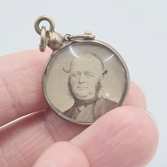 Antique Victorian Gold Gilt Locket Pendant Double Sided Photo Picture Gift Necklace Womens Unisex Jewellery Jewelry