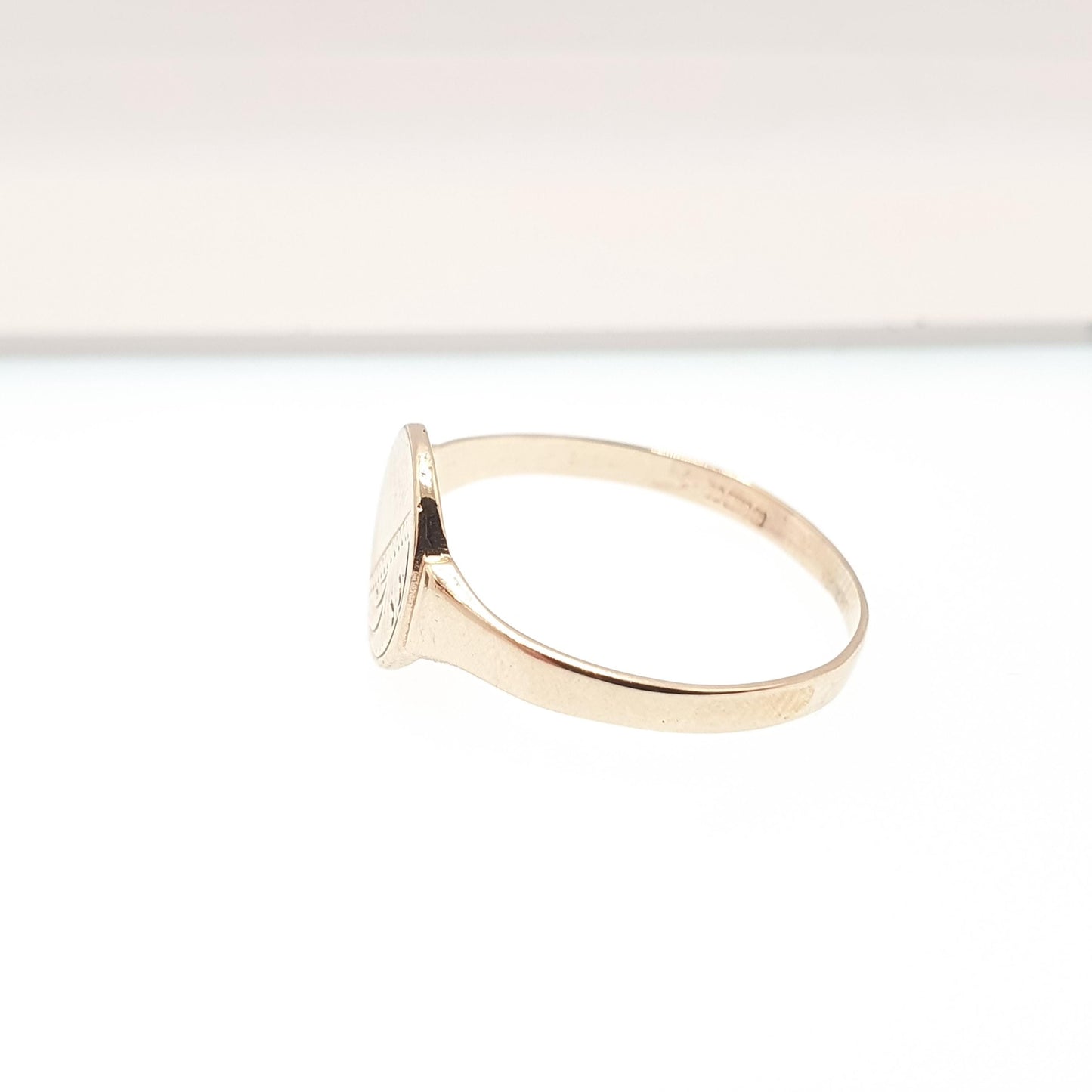 Vintage 9ct Gold Oval Signet Ring Solid 9k 375 9kt Hand Engraved Hallmark Mens Womens Jewelry Jewellery