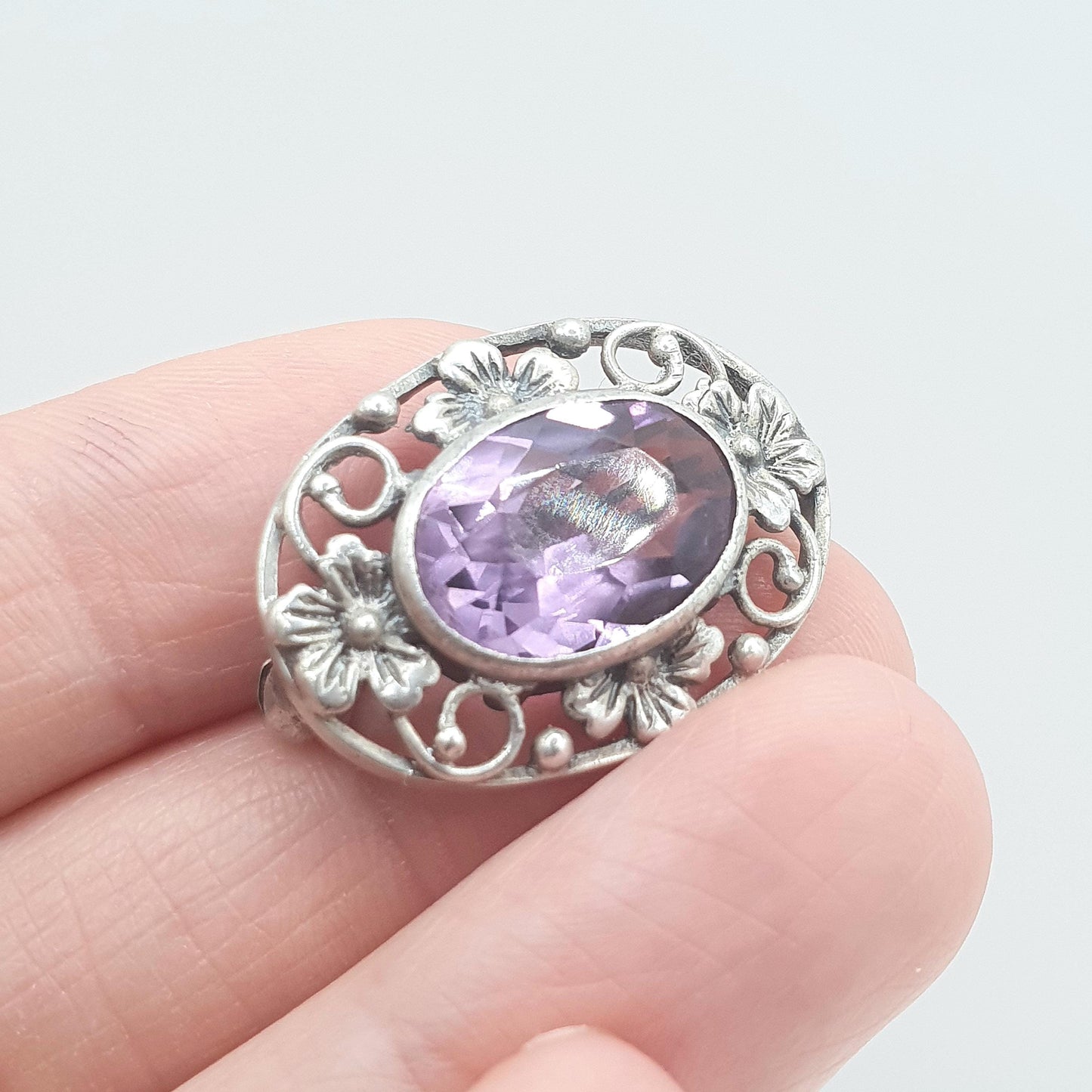Old Vintage Solid Silver Amethyst Brooch Bernard Instone Style Art Deco Flower Border Purple Gemstone Ladies Womens Jewelry Jewellery