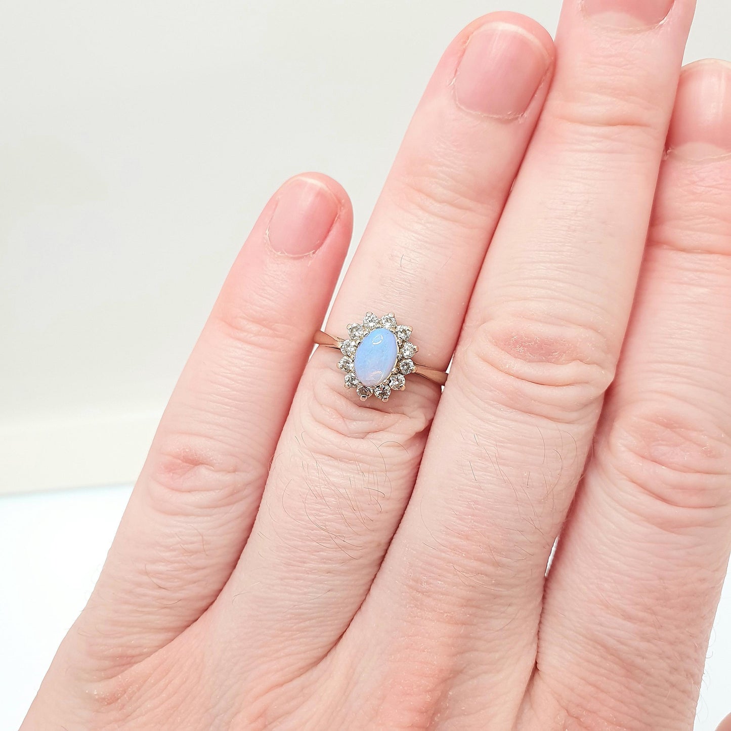 Vintage 9ct Gold Opal Cluster Ring CZ Blue White Gemstone Solid 9k 375 Halo Yellow Sparkly Retro Womens Jewelry Jewellery