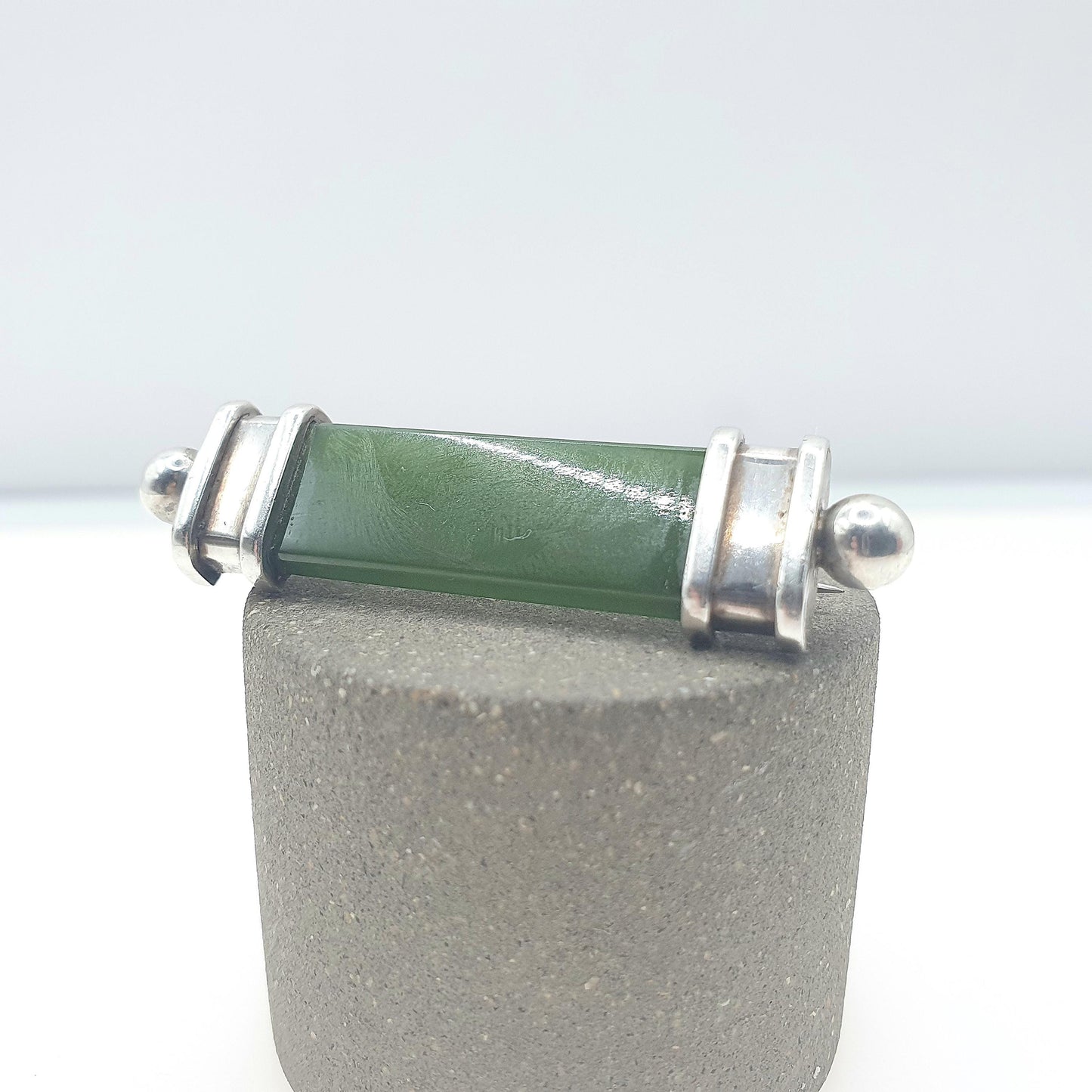 Antique Victorian Solid Silver Nephrite Jade Brooch New Zealand Jadiete Green Gemstone Ladies Jewelry Womens Jewellery Vintage