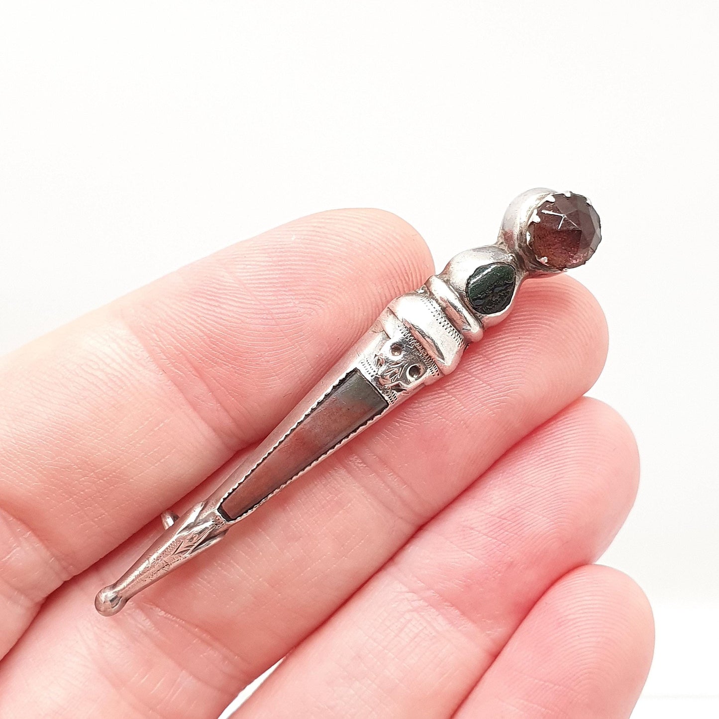 Antique Sterling Silver Kilt Dirk Bloodstone Brooch Pin Agate Amethyst Paste Scottish Cairngorm Vintage Jewelry Jewellery