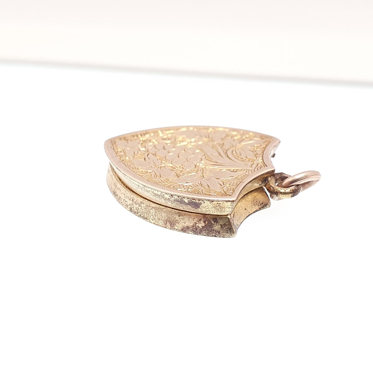 Antique Victorian 9ct Gold Shield Locket 9kt 9k Back and Front Grape Engraved Pendant Picture Photo Vintage