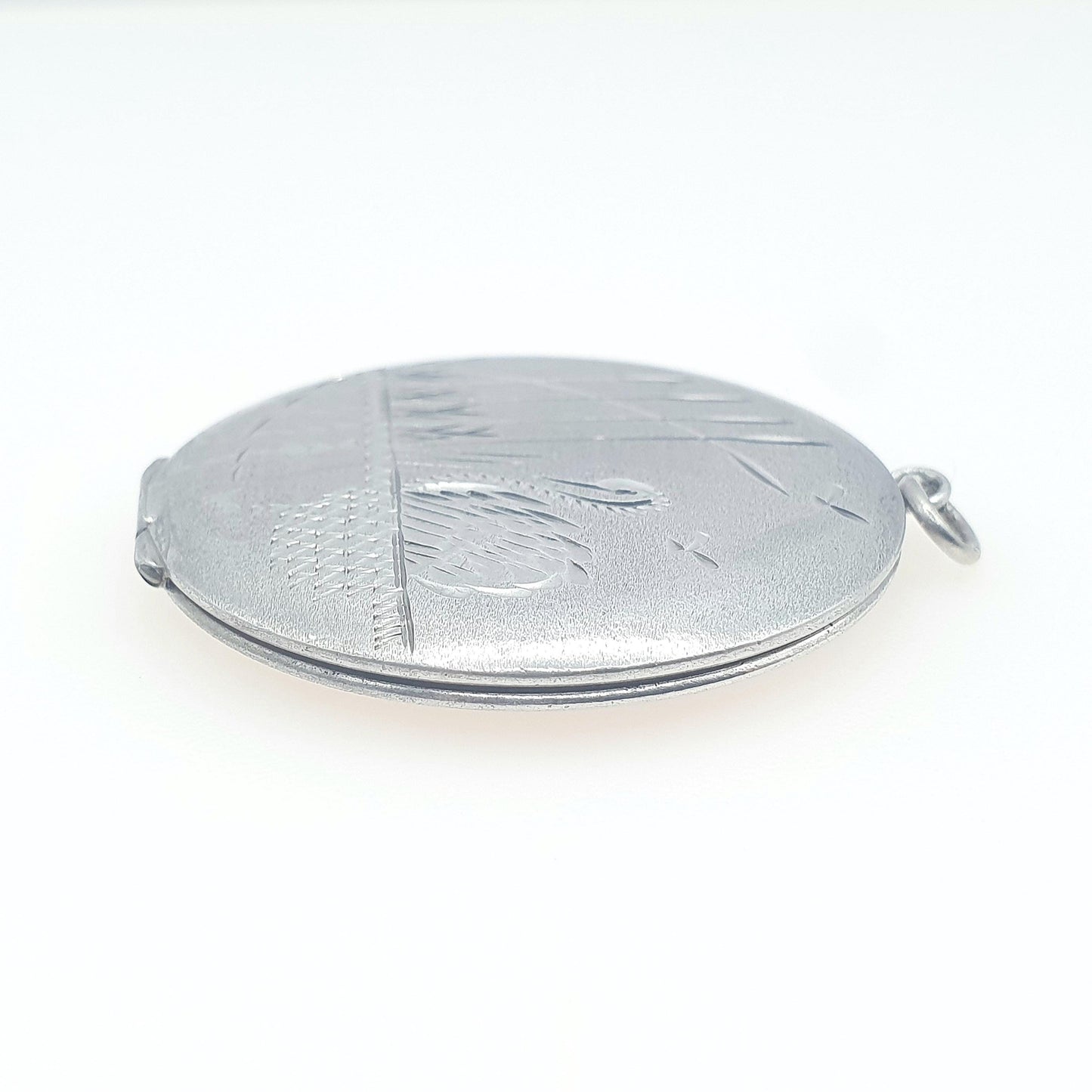 Vintage Sterling Silver Swan Locket Round Large Bird Lake Hand Engraved Animal Necklace Jewelry Womens Ladies Jewellery