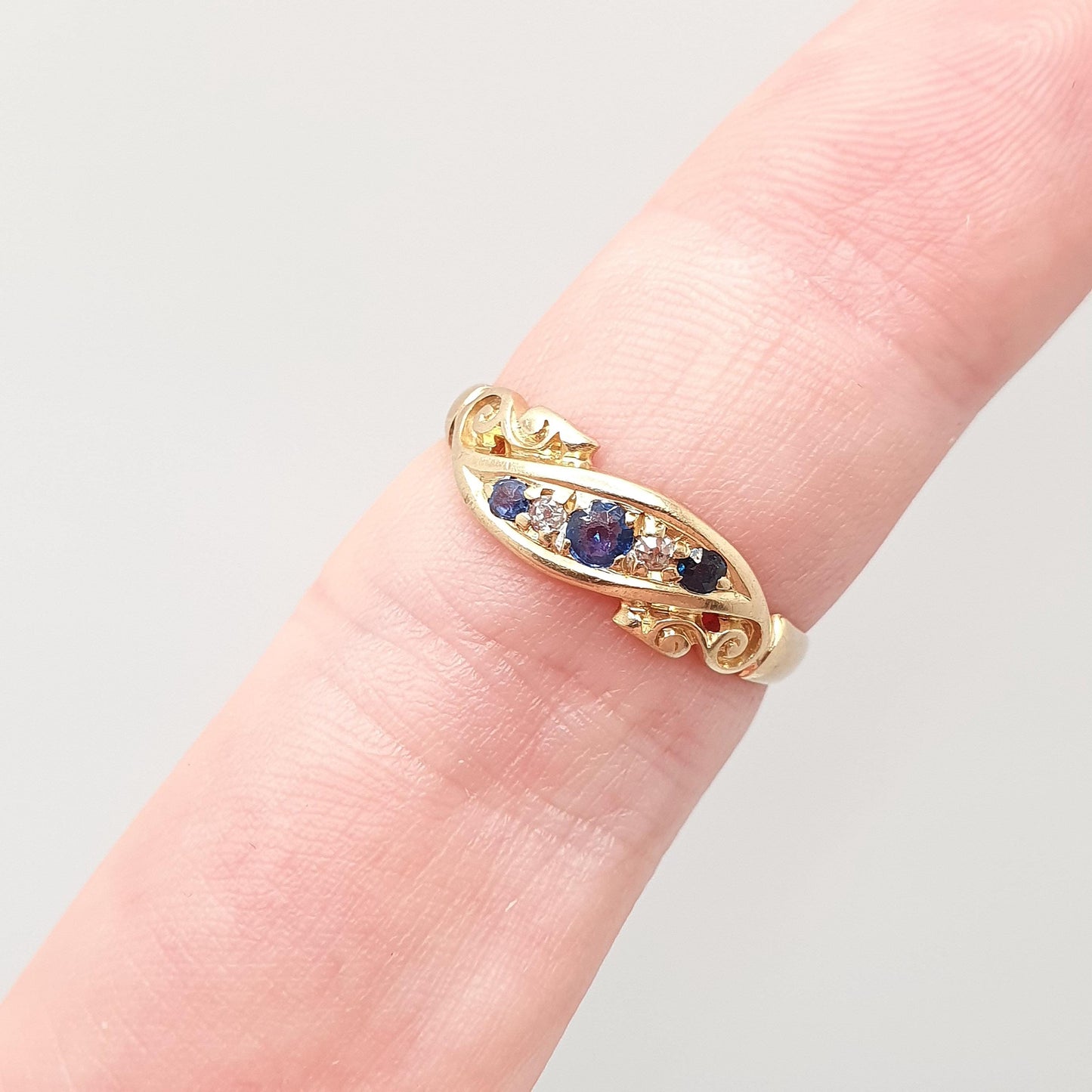 Antique 18ct Gold Sapphire & Diamond Ring Solid 18k 750 1905 Hallmark Five Gemstone Edwardian Vintage Jewelry Jewellery