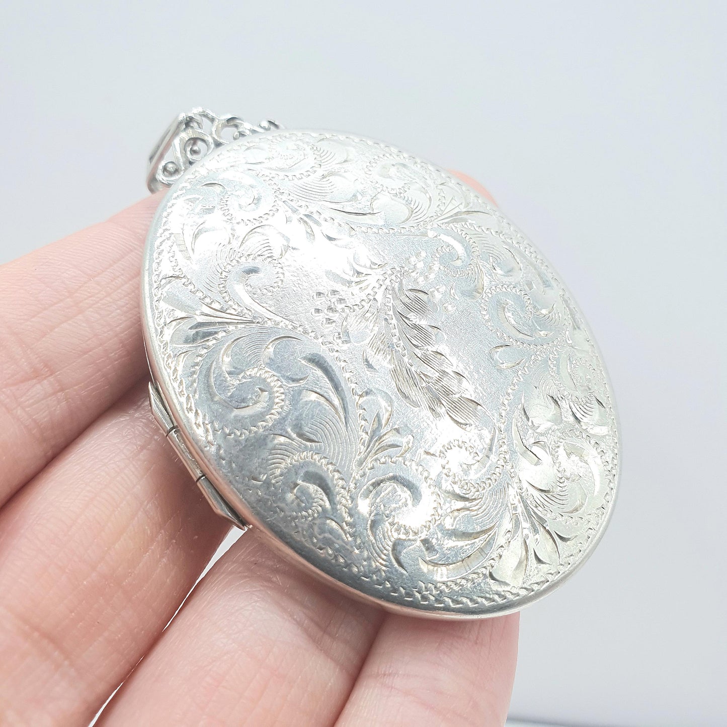 Vintage Sterling Silver Very Large Locket Oval Hand Engraved Huge Solid 925 Pendant Picture Photo Womens Unisex Jewelry Jewellery