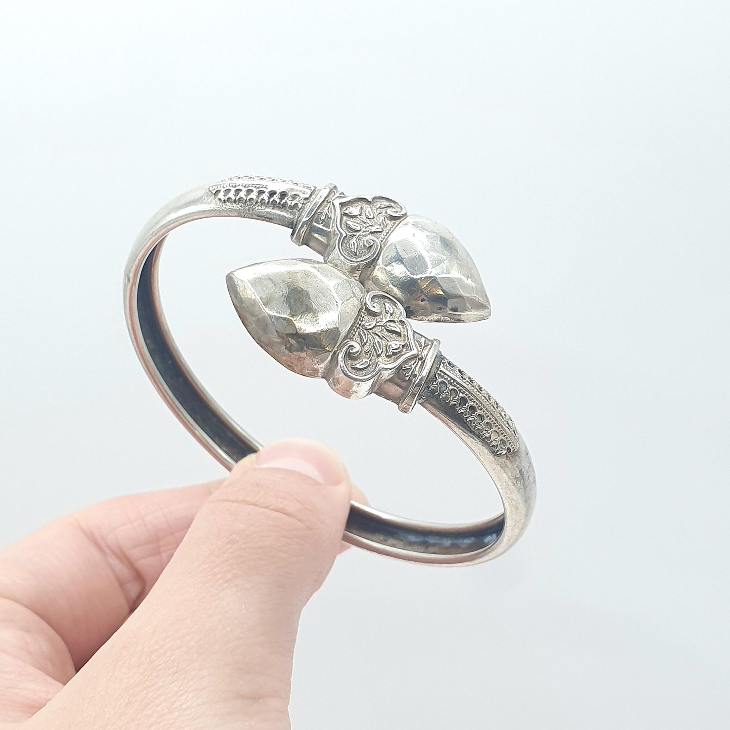 Antique Victorian Silver Plate Crossover Bangle Bracelet Bypass Snake Head Style Shape Vintage Womens Unisex Jewelry Jewellery