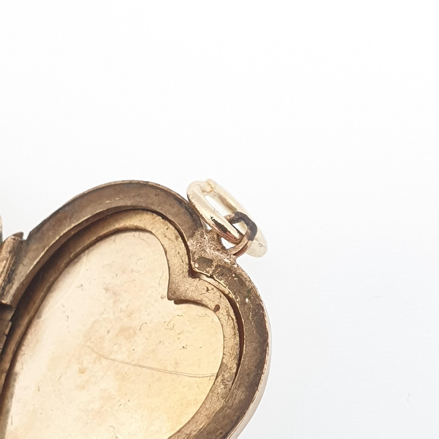 Antique 9ct 9k Gold Heart Locket Sunburst Art Deco Solid Yellow Gold Back & Front Engraved 1920s Necklace Photo Pendant Jewelry Jewellery