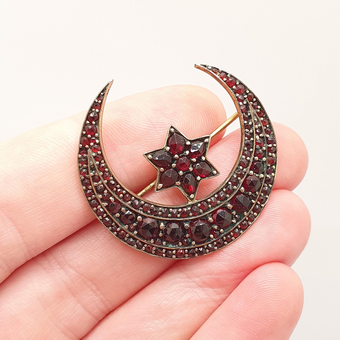 Antique Victorian Bohemian Garnet Star Brooch Crescent Moon Starburst Rolled Gold Renaissance Revival Pyrope Vintage Jewelry Jewellery