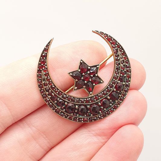 Antique Victorian Bohemian Garnet Star Brooch Crescent Moon Starburst Rolled Gold Renaissance Revival Pyrope Vintage Jewelry Jewellery