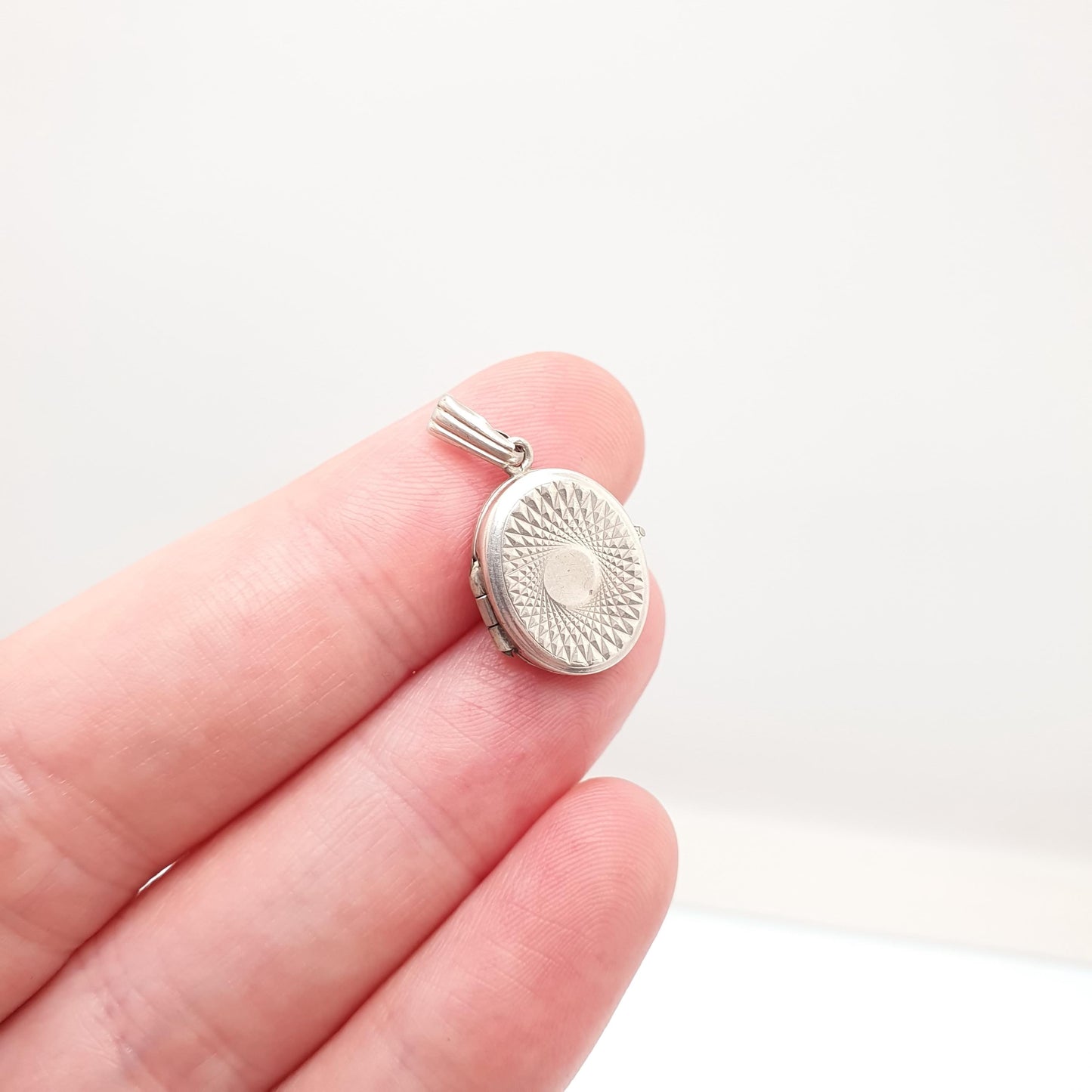 Vintage GEORG JENSEN Sterling Silver Locket Gyroscope Oval Necklace Small Pendant Tiny Picture Photo Jewelry Jewellery