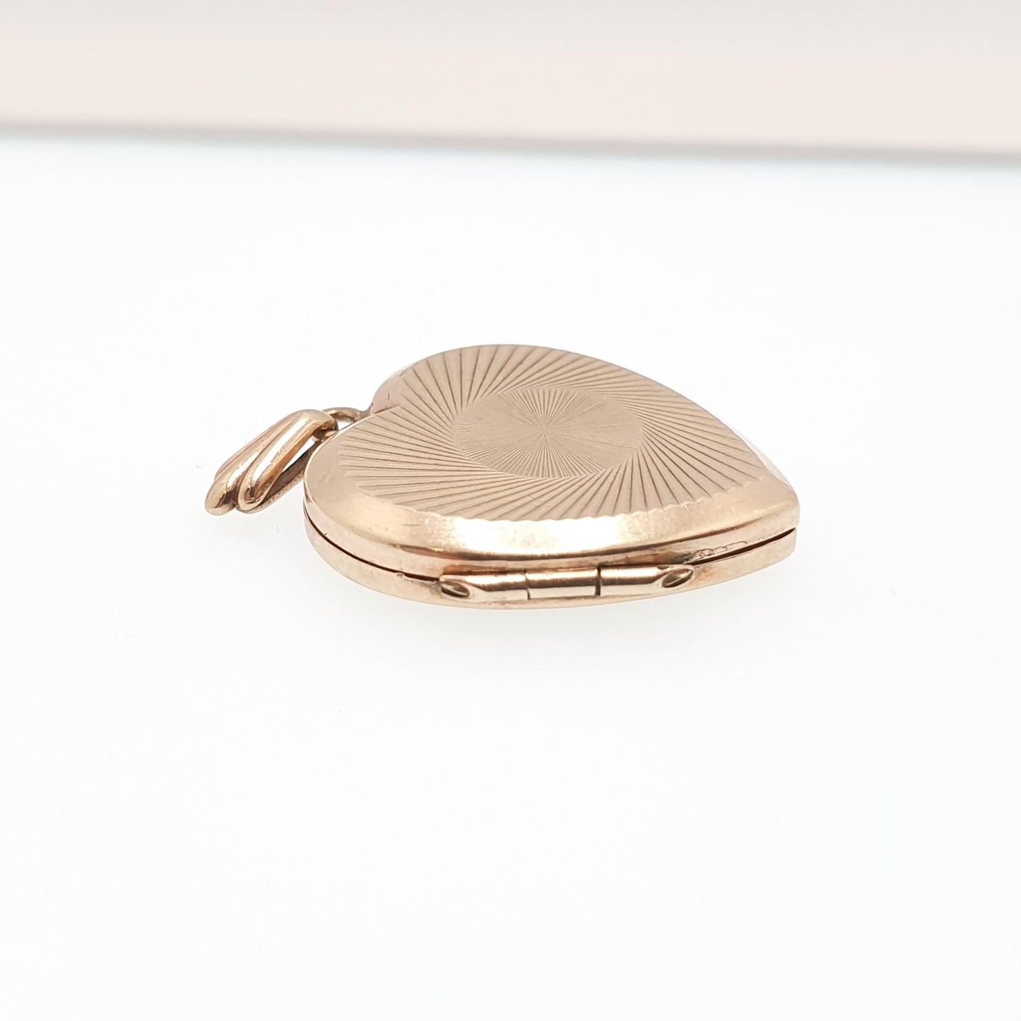 Old Vintage 9ct Gold Heart Locket Gyroscope Solid 9k 375 Pendant Small Cute Fine Estate Gift Back & Front Necklace Jewelry Womens Jewellery