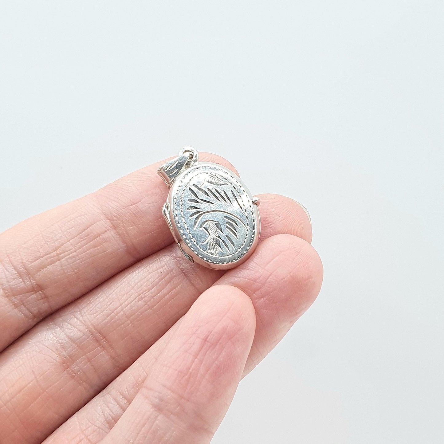 Vintage Sterling Silver Oval Locket Small Engraved on Both Faces Cute Picture Photo Pendant Necklace Womens Jewellery Jewelry Mens