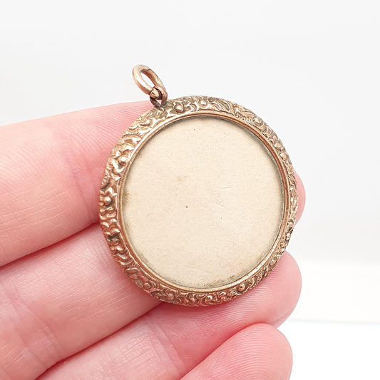 Antique Rolled Gold Victorian Locket Pendant Necklace Chased Border Round Circle Shape Vintage Gold Filled Womens Jewelry Jewellery