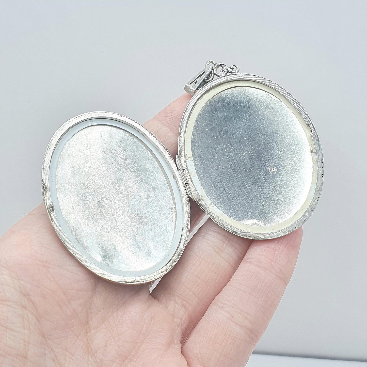 Vintage Sterling Silver Very Large Locket Oval Hand Engraved Huge Solid 925 Pendant Picture Photo Womens Unisex Jewelry Jewellery