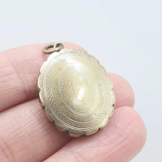 Antique Victorian Gold Tone Locket Necklace Pendant Photo Oval Base Metal Engine Turned Pattern Vintage Womens Ladies Jewellery Jewelry
