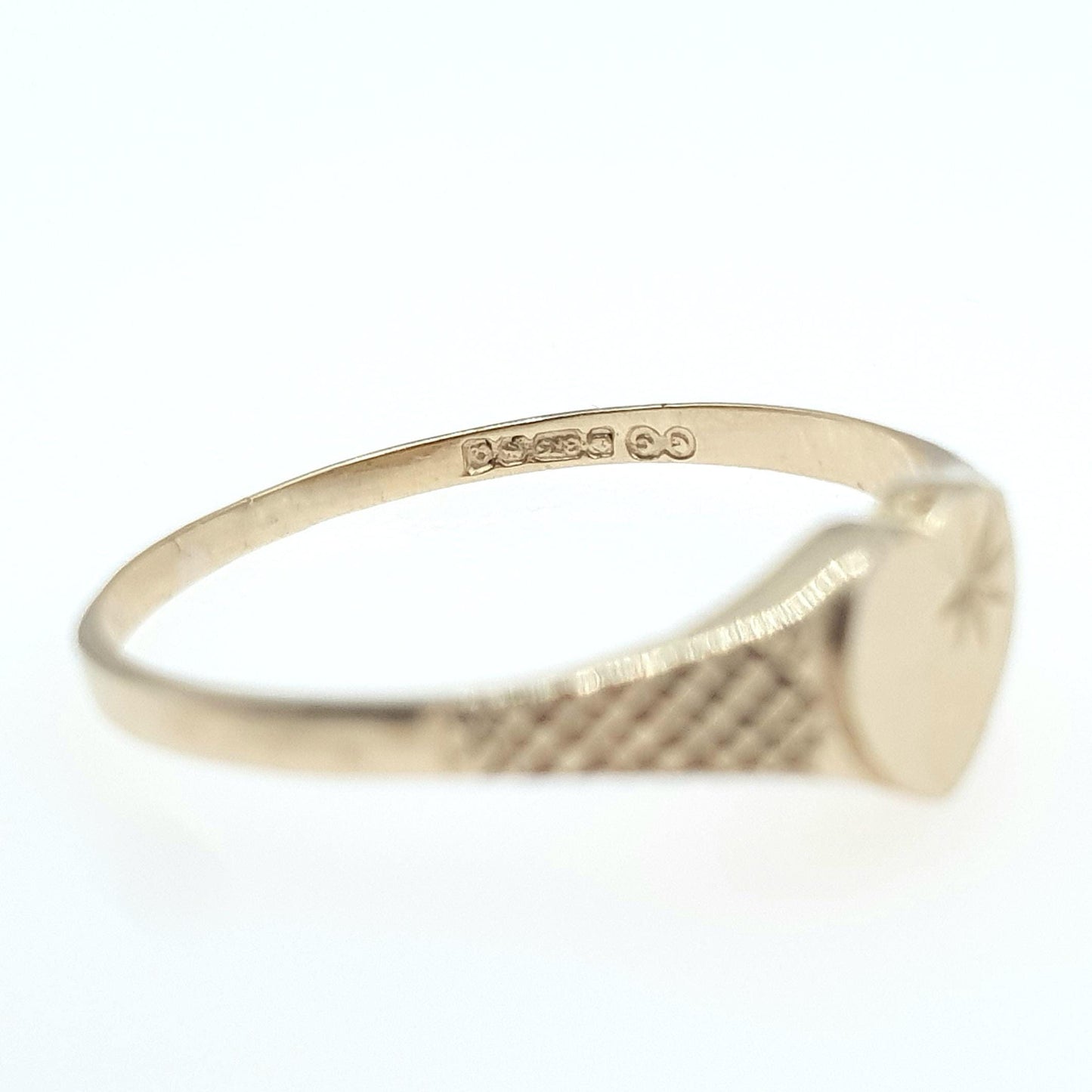 Vintage 9ct Gold Heart Signet Ring Star Engraved Love and Loyalty Mens Womens Unisex Jewelry Antique Jewellery