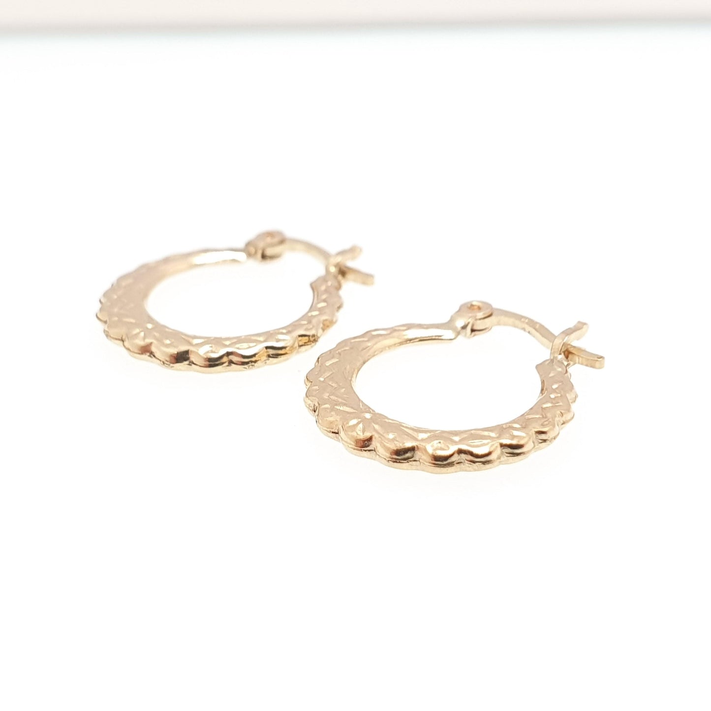 Vintage 9ct 375 Gold Faceted Hoop Earrings Gypsy Creole Yellow 9k 9 Carat 1980s Small Girls Womens Jewelry Jewellery