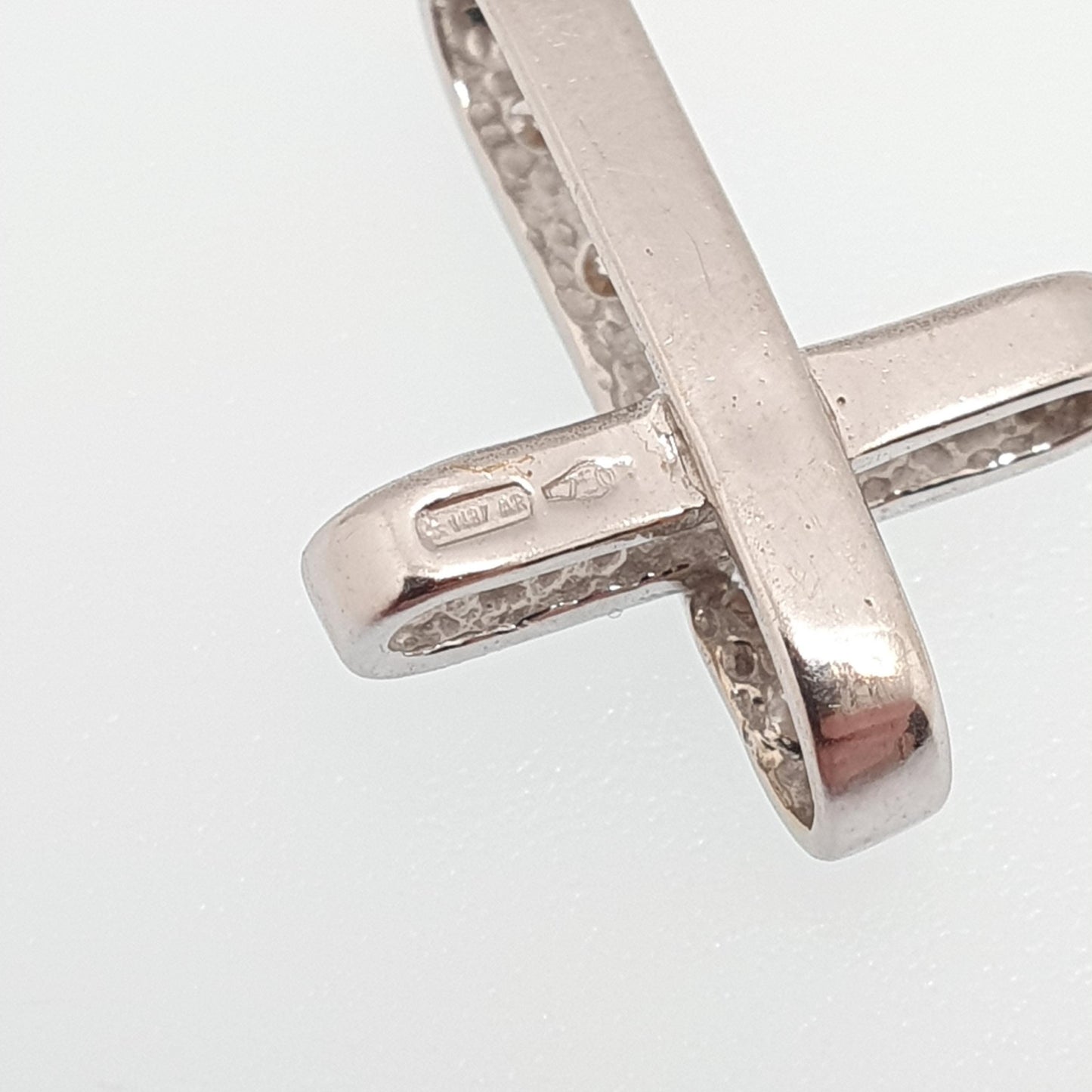 Vintage 18ct White Gold Diamond Cross Pendant Crucifix Necklace Natural Brilliant Cut  Solid 750 18k 18kt Italian Jewelry