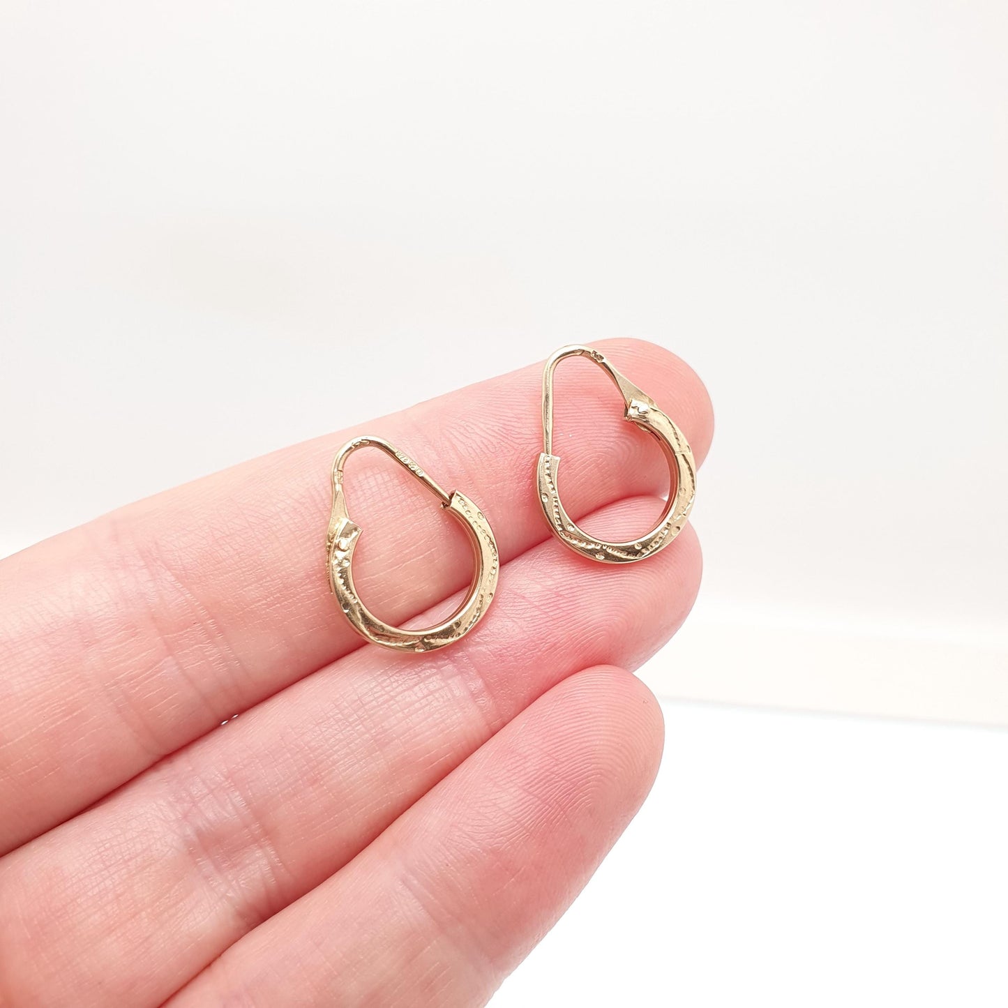 Vintage 9k 9ct Gold Hoop Earrings Gypsy Creole Yellow 9k 9 Carat Retro Womens Jewelry Jewellery