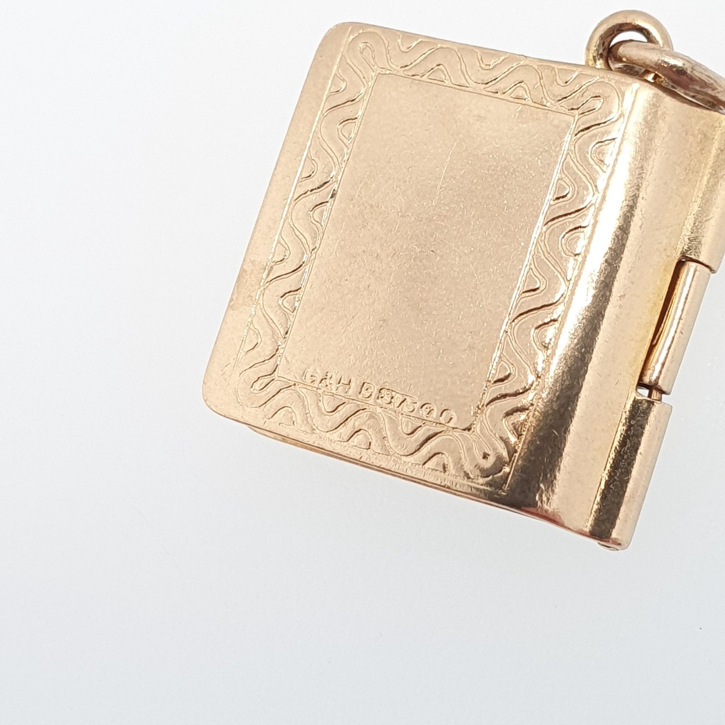 Vintage 9ct 9k Gold Bible Charm Bracelet Opening with Old and New Testament Necklace Pendant Solid 375 Christian Catholic Jewellery Jewelry