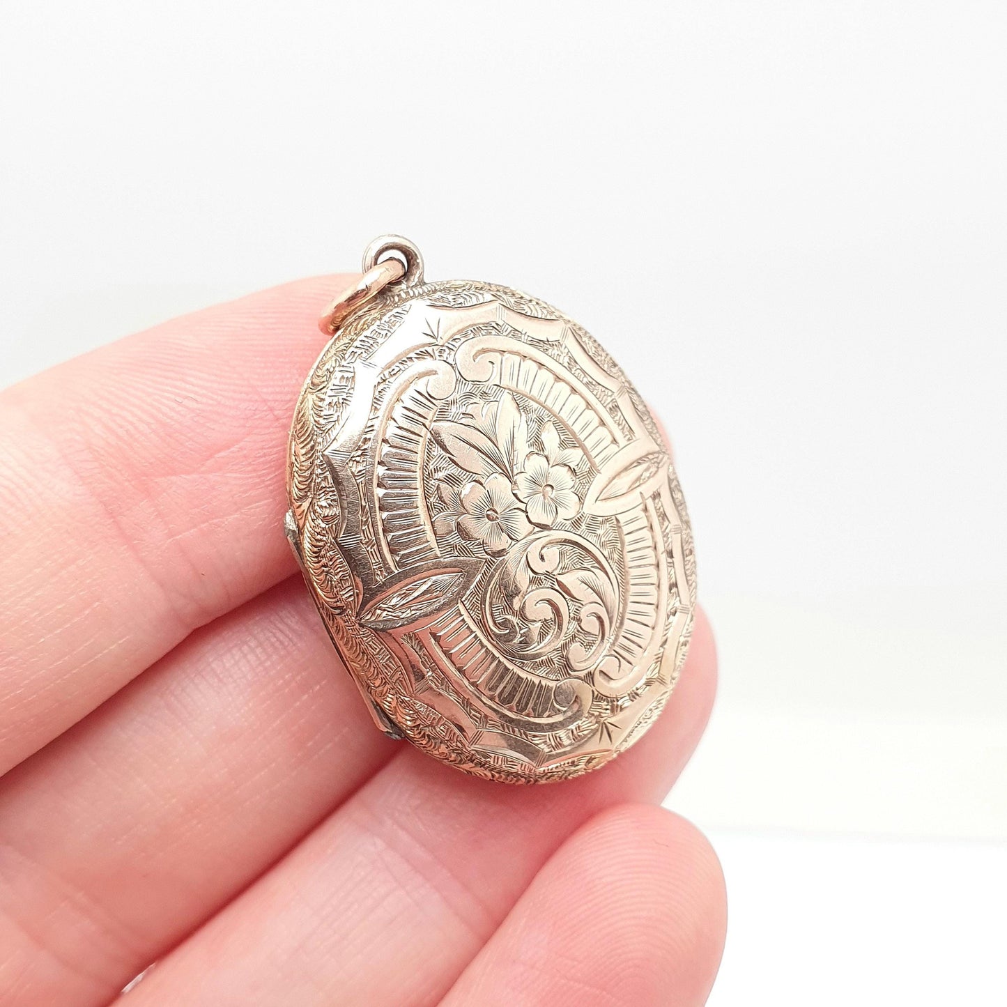 Antique 9ct Rose Gold Locket Oval Victorian Solid 9k 375 Back and Front Hand Engraved Pendant Necklace Jewelry Jewellery