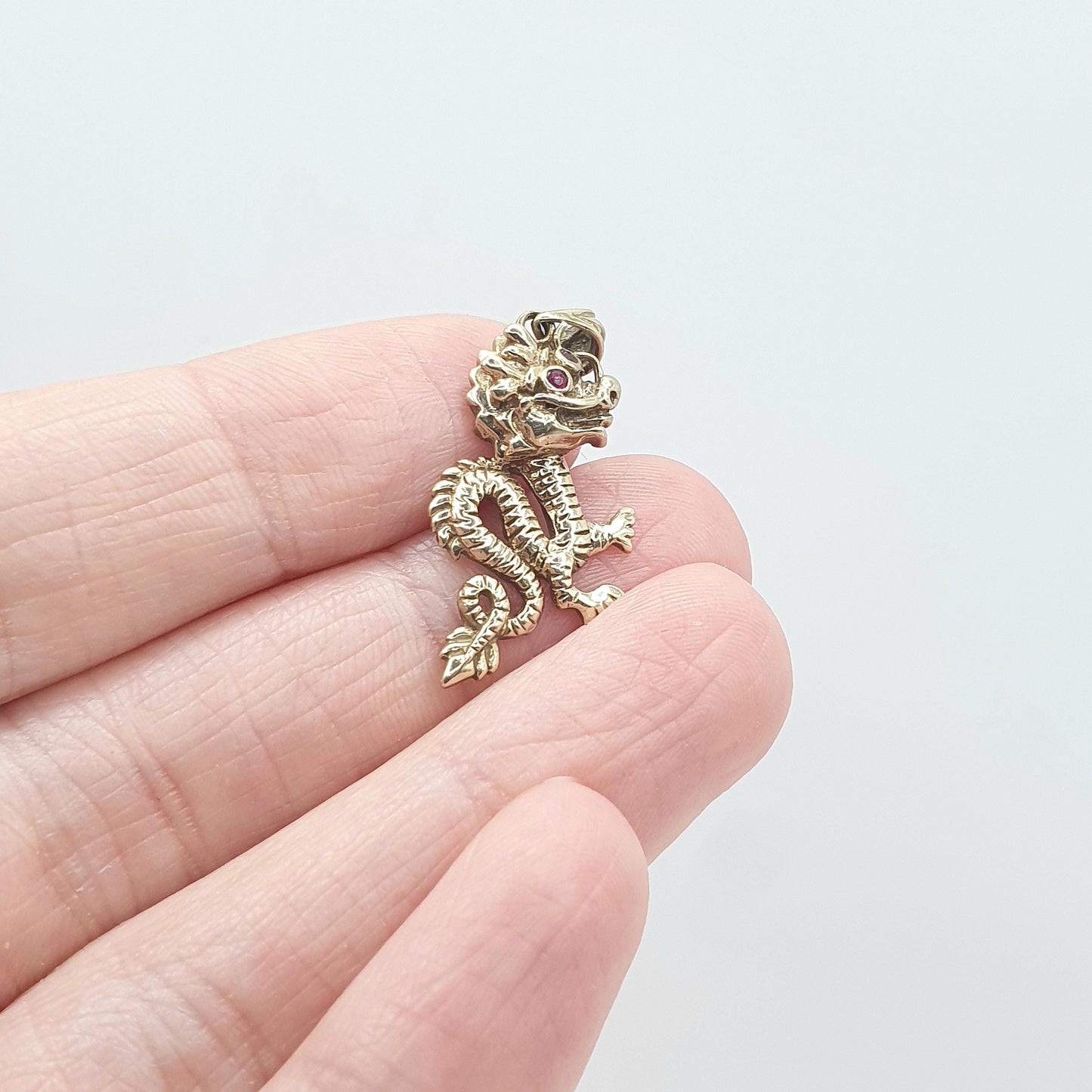 Vintage 9ct Gold Dragon Pendant Ruby Eyes Chinese Dragon Solid 9k 9kt Genuine Rubies Red Gemstone Jewelry Jewellery