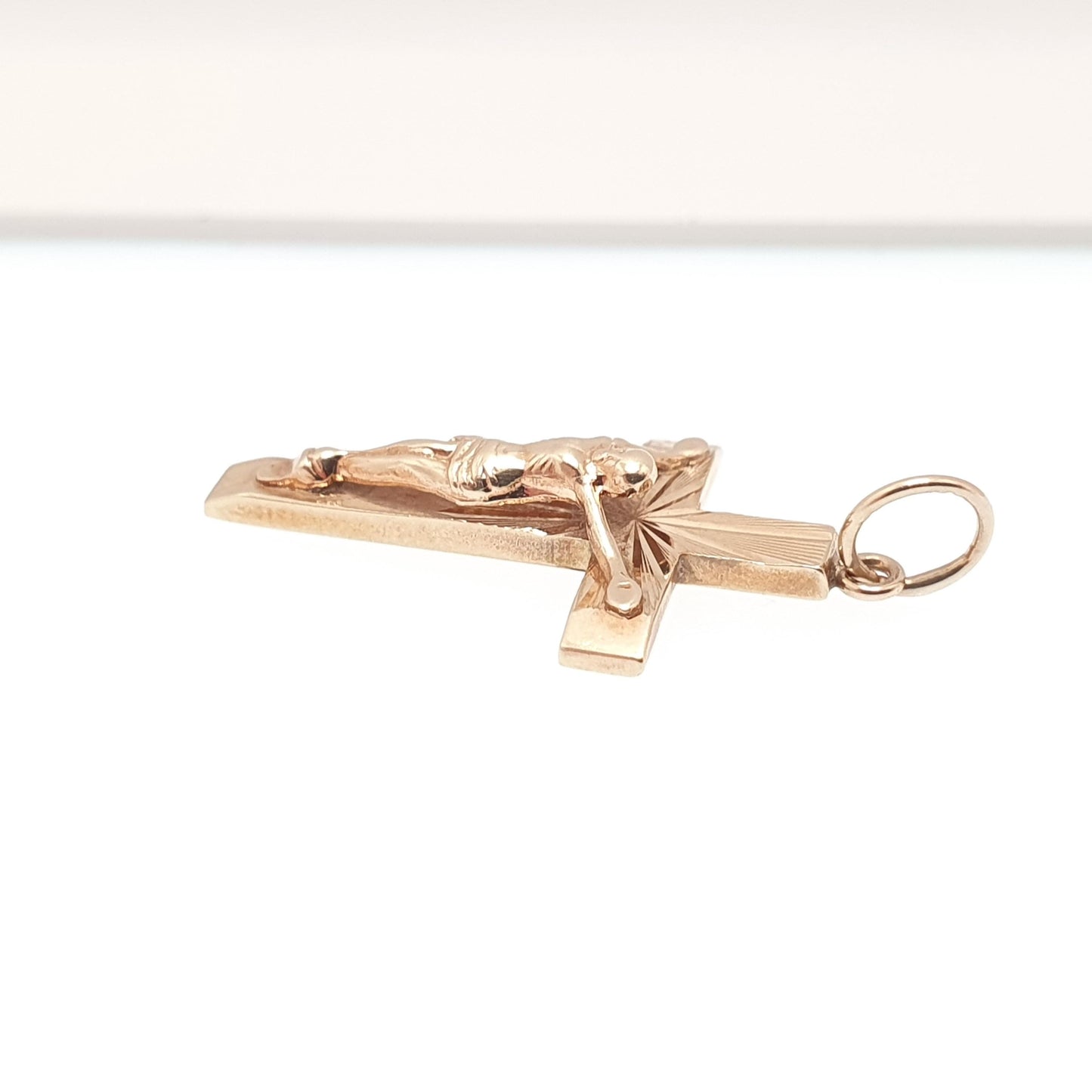 Vintage 9k 9ct Gold Jesus On The Cross Crucifix Necklace Pendant Charm Christian Catholic Solid 375 Religious Mens Womens Jewelry Jewellery