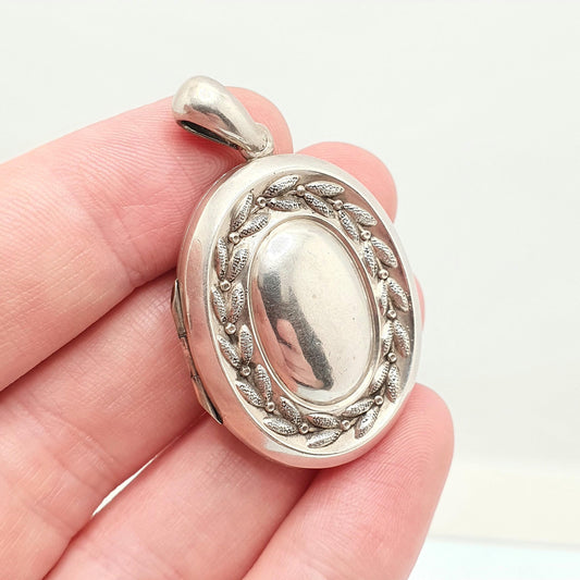 Antique Victorian Solid Silver Locket Wreath Leaf Border Big Large Oval Pendant Picture Photo Vintage 1800s Jewelry Jewellery