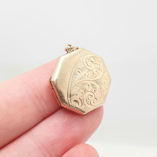 Antique 9ct 9k Gold Octagonal Locket Pendant Art Deco Engraved Solid 375 9kt Back & Front Picture Photo Vintage Necklace