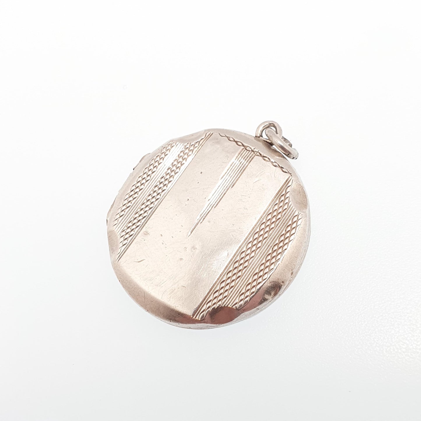 Antique Solid Silver Locket Art Deco Geometric Pattern Round Circle Necklace Pendant Rare Fine 1920s Picture Photo Jewelry Vintage Jewellery