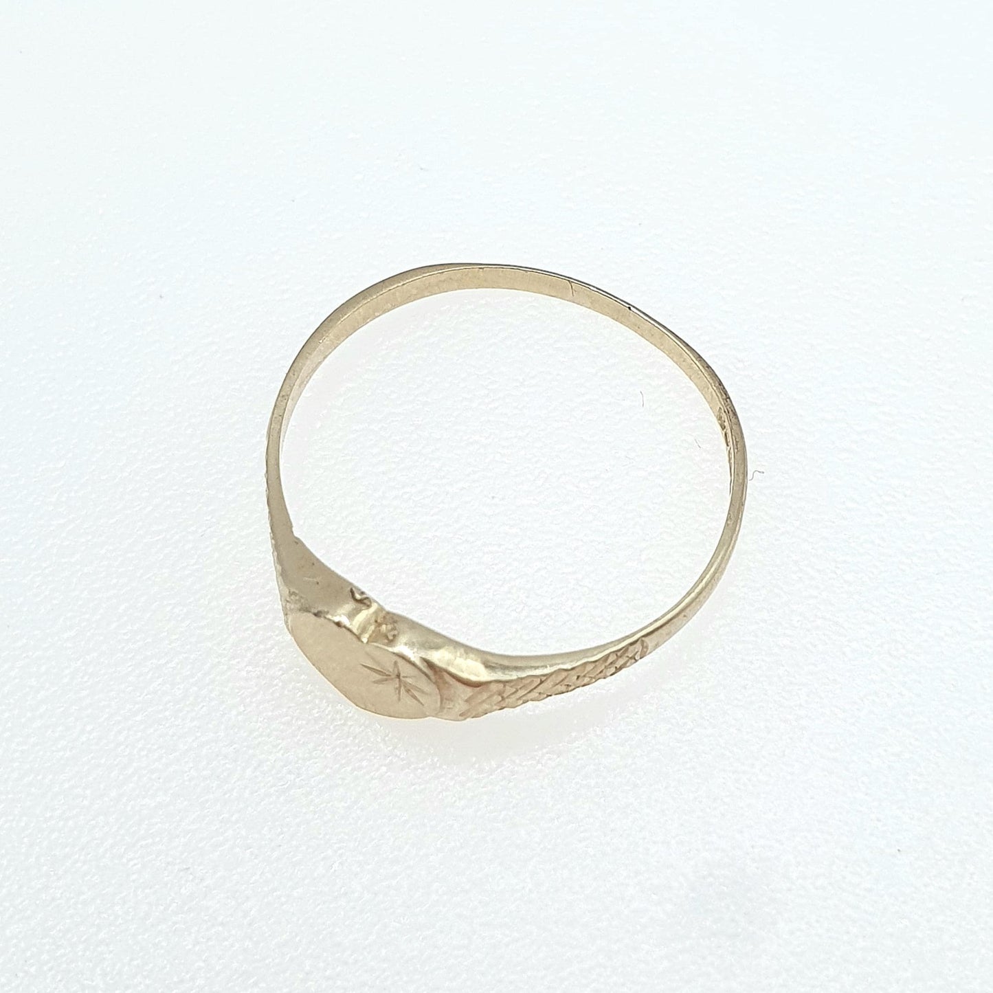 Vintage 9ct Gold Heart Signet Ring Star Engraved Love and Loyalty Mens Womens Unisex Jewelry Antique Jewellery