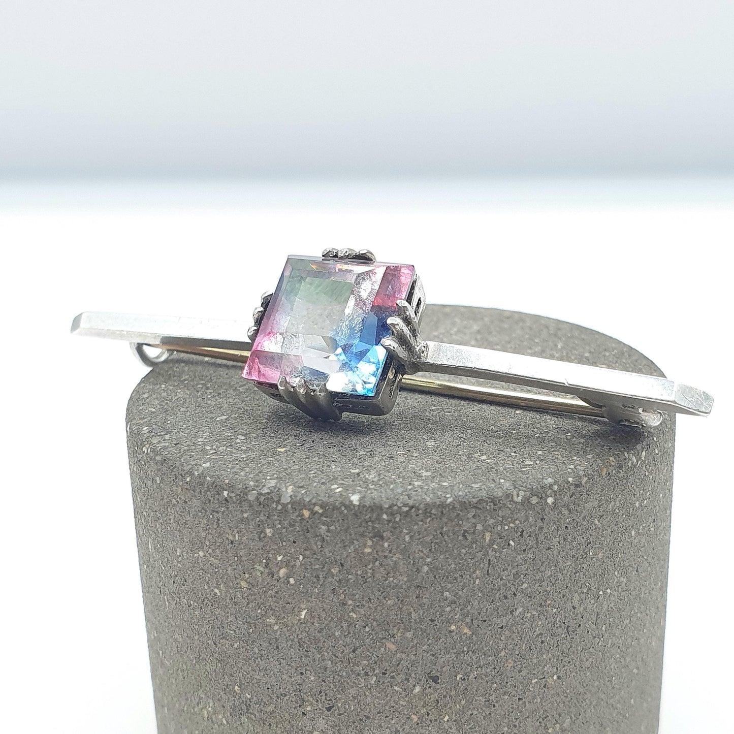 Antique Solid Silver Iris Rainbow Glass Brooch Square Cut Tutti Fruitti Art Deco Bar Pin Women’s Jewellery Jewelry Men’s Unisex Vintage