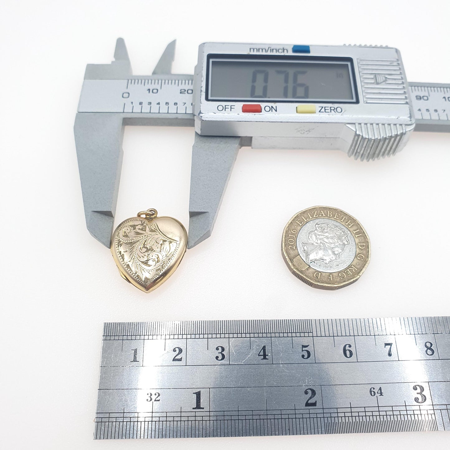 Antique Rolled Gold Heart Locket Yellow Necklace Pendant Gift Photo Vintage Jewellery Engraved Gold Filled