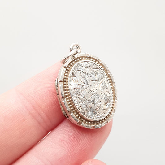 Antique Sterling Silver Locket Hallmark Oval Small Cute 1882 Hallmark Necklace Vintage Stepped Pendant Geometric Womens Jewelry Jewellery