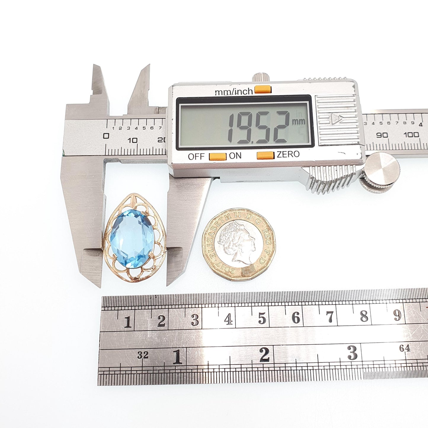 Vintage 9k 9ct Gold Aquamarine Crystal Necklace Pendant Oval Cut Solid 375 Gemstone Cute Sky Blue Retro Womens Ladies Jewelry Jewellery