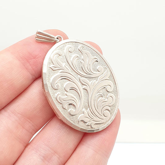 Vintage GEORG JENSEN Sterling Silver Locket Very Large Big 1970 Hallmark Engraved Necklace Pendant Picture Photo Womens Jewelry Jewellery