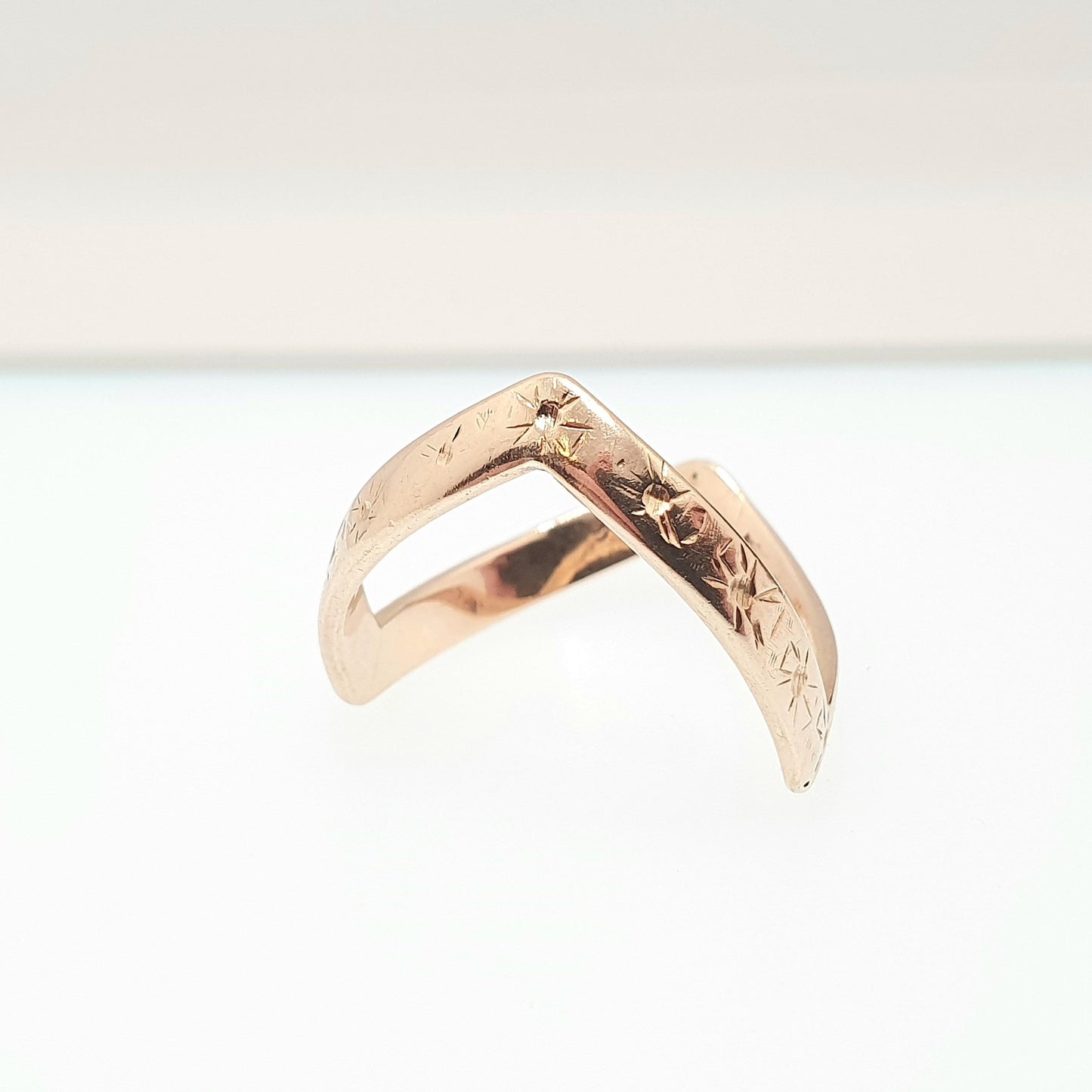 Vintage 9ct 9k Gold Wishbone Ring Star Engraved Solid 375 Yellow Double Point V Shape Womens Jewelry Jewellery