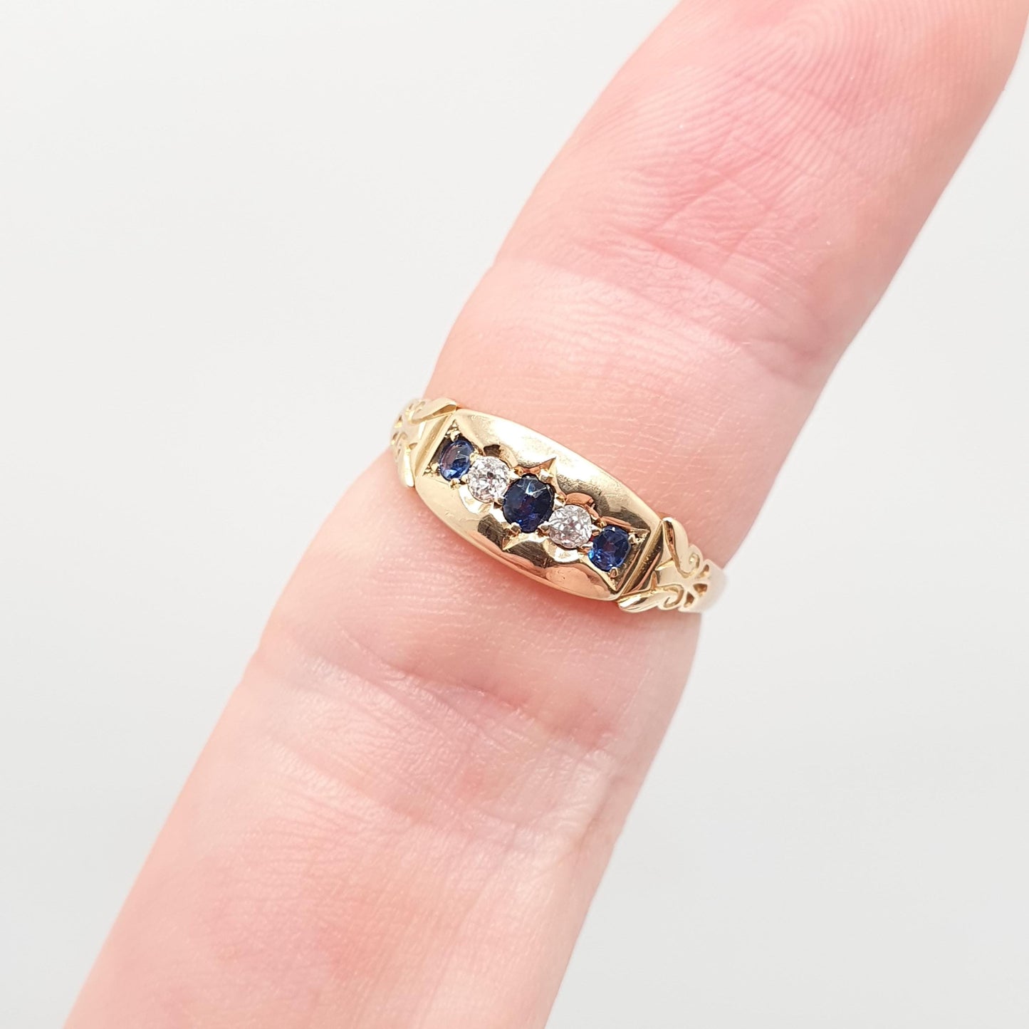 Antique 18ct Gold Sapphire & Diamond Ring Victorian Solid 18k 750 1894 Hallmark Five Gemstone Vintage Jewelry Jewellery
