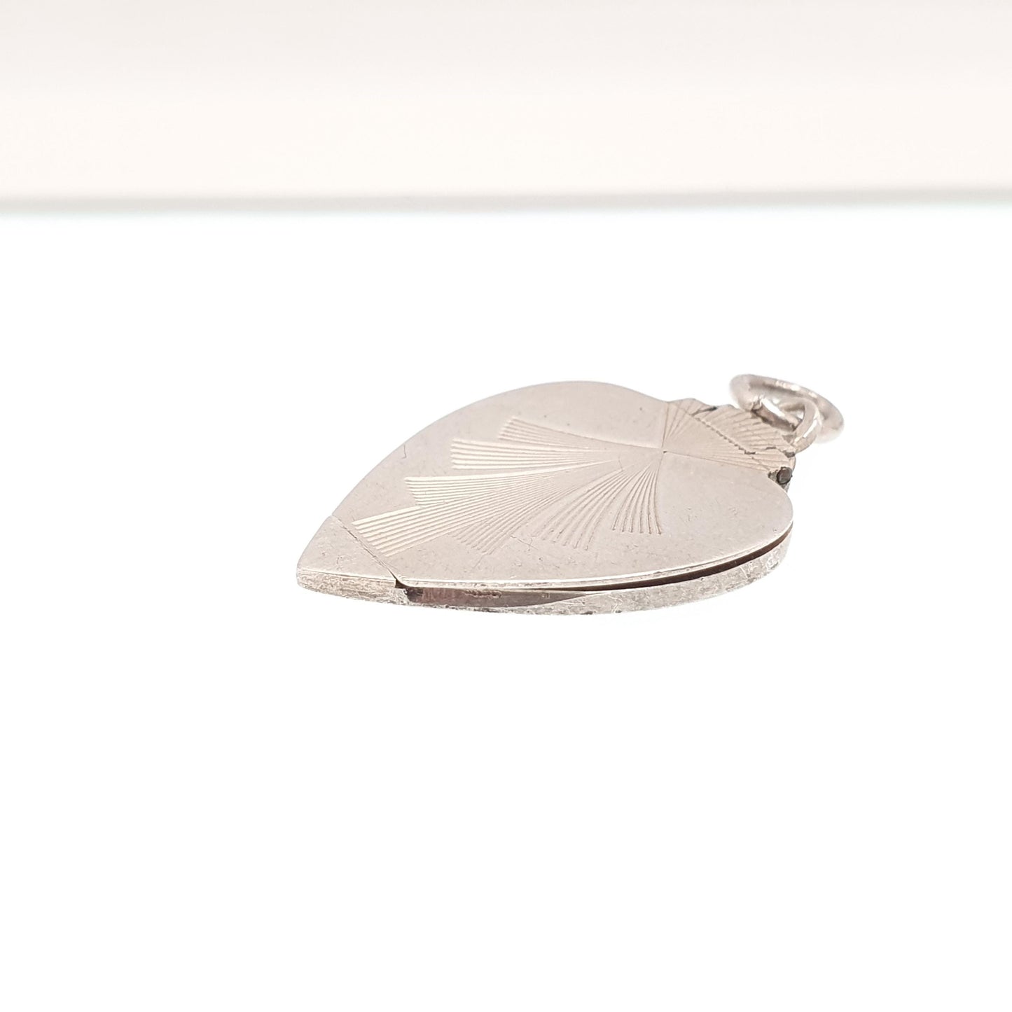 Antique Sterling Silver Locket Art Deco Heart Shape Geometric Pattern Arrow Necklace Pendant 1920s Picture Photo Jewelry Vintage Jewellery