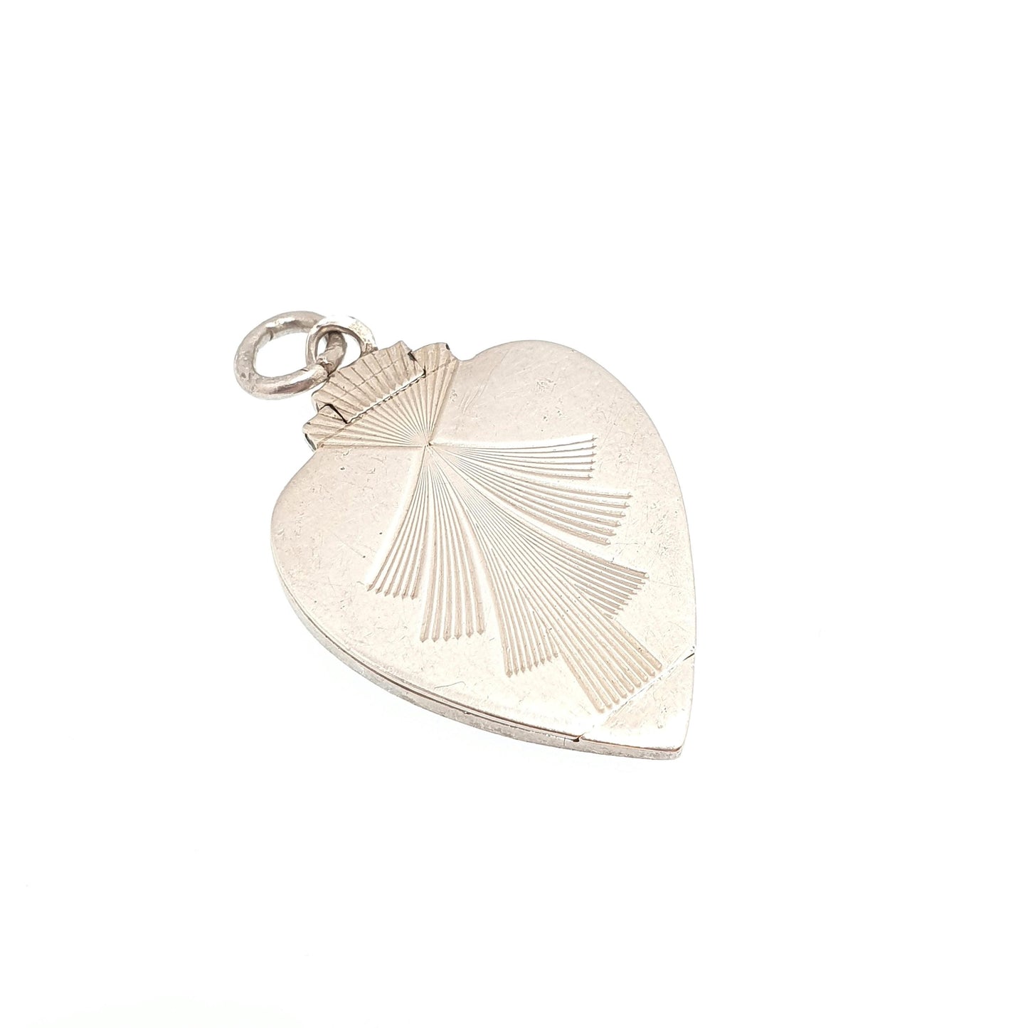 Antique Sterling Silver Locket Art Deco Heart Shape Geometric Pattern Arrow Necklace Pendant 1920s Picture Photo Jewelry Vintage Jewellery
