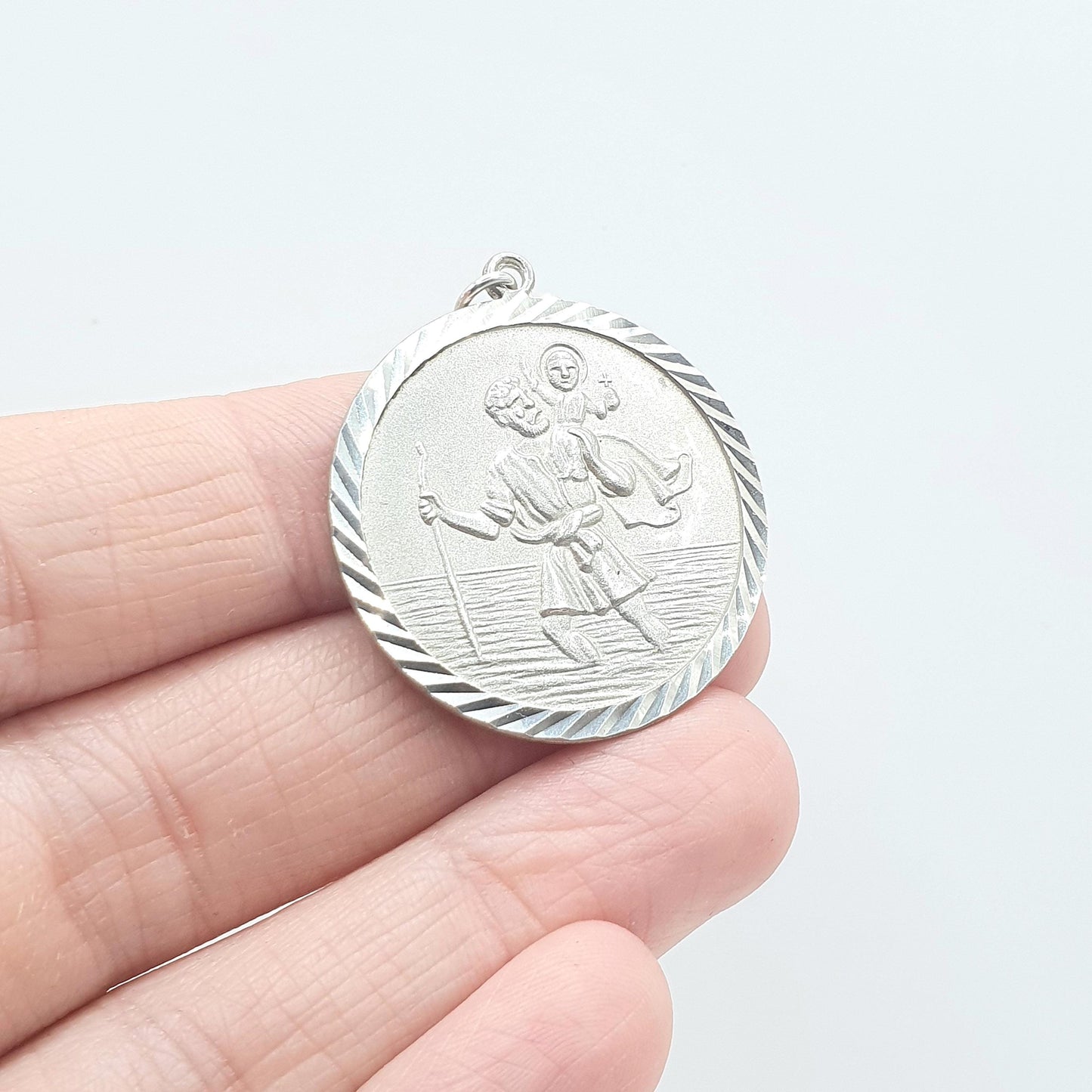 Vintage Sterling Silver St Christopher Pendant Large Round Travel Catholic Catholic Christian Necklace Mens Women’s Jewellery